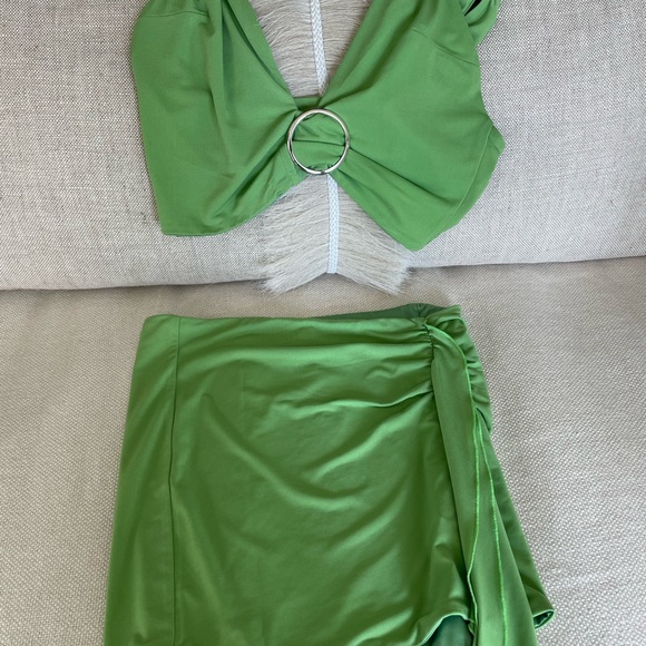 Tiger Mist Green Skirt Set - Picture 2 of 6